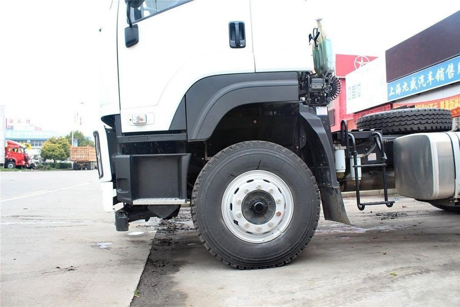 Hot sale 350hp Isuzu brand GXZ 6*4 heavy duty tractor truck