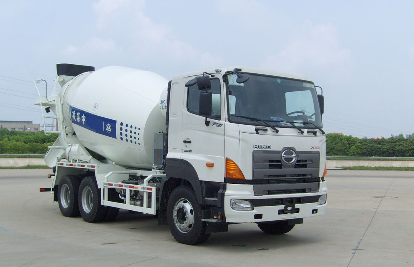 Japan Hino Transit Mixer Truck for sale