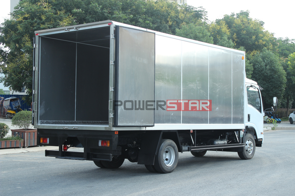 Hauling truck Isuzu Elf Aluminum Closed Cargo Van Trucks