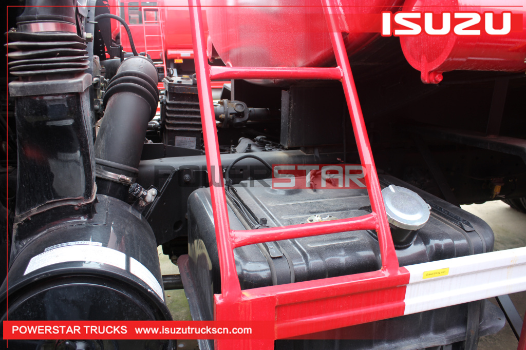 Cambodia ISUZU FVR water tanker fire rescue fire fighting vehicle