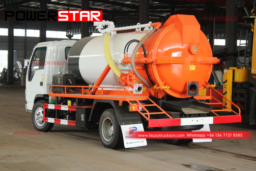 Rwanda - ISUZU 4,000L vacuum tanker Mobile Sewage Suction Truck for sale