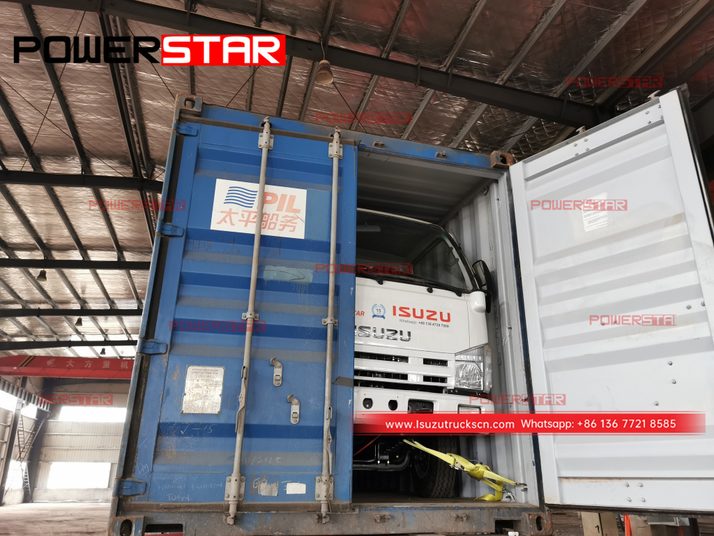 Rwanda - ISUZU 4,000L vacuum tanker Mobile Sewage Suction Truck for sale