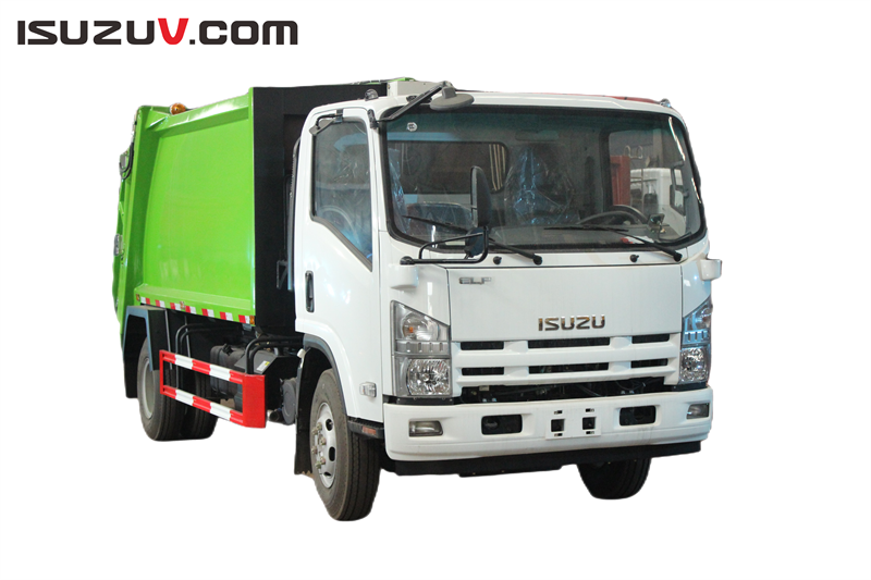 Isuzu 700P garbage compactor truck