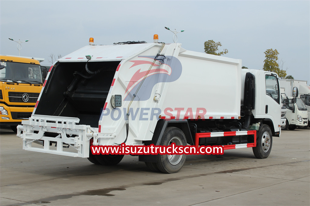 ISUZU NPR 8cbm rear end loader compactor truck