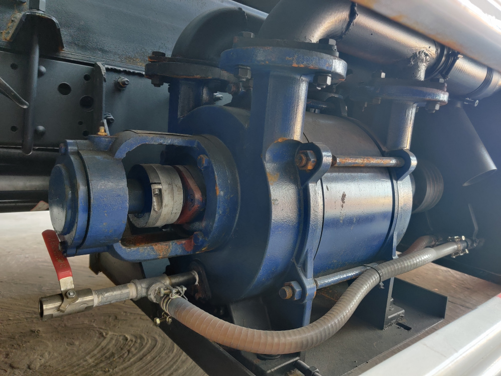 Japan Joint sewer dredging vehicle Isuzu