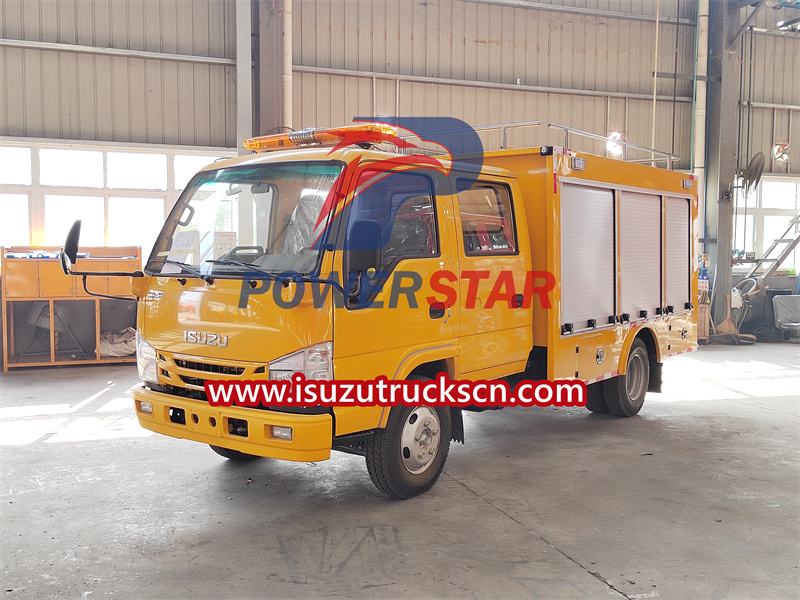 Isuzu mini ELF fire engine