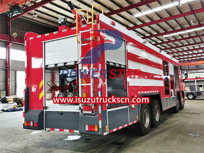 ISUZU GIGA fire engine