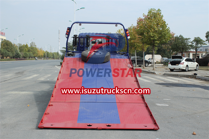 Isuzu rollback tow truck