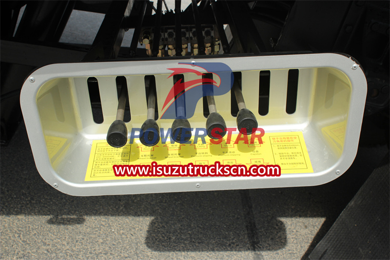 Isuzu rollback tow truck