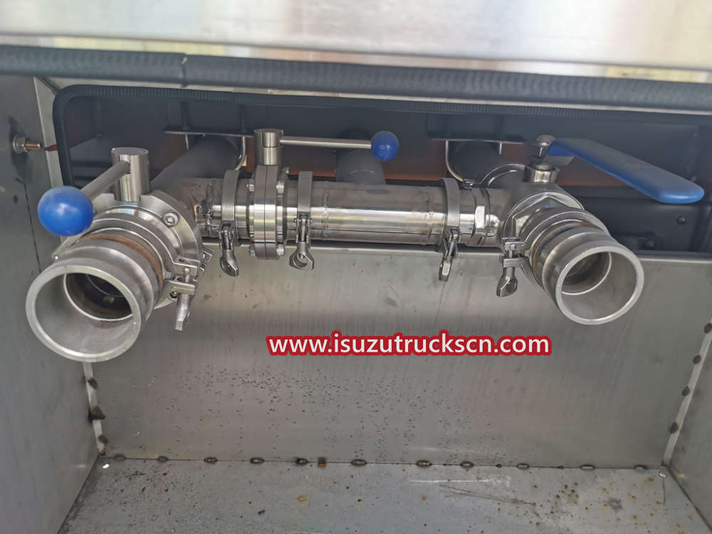Isuzu Stainless steel potable Clean Water Delivery Truck
