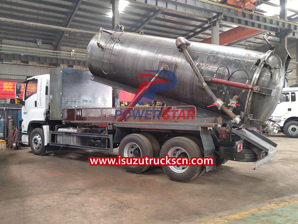sewage truck