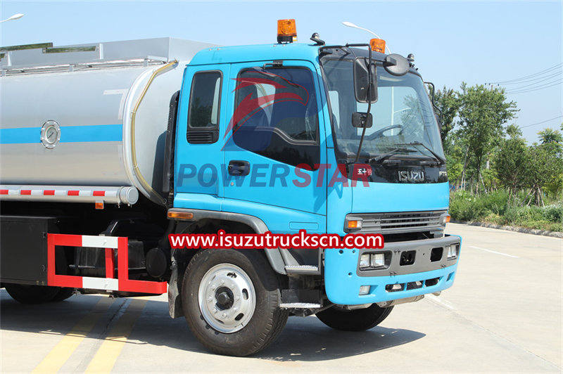Isuzu fecel suction truck