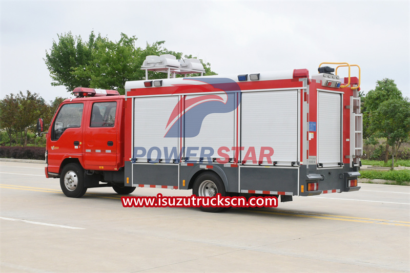 isuzu 600p fire truck