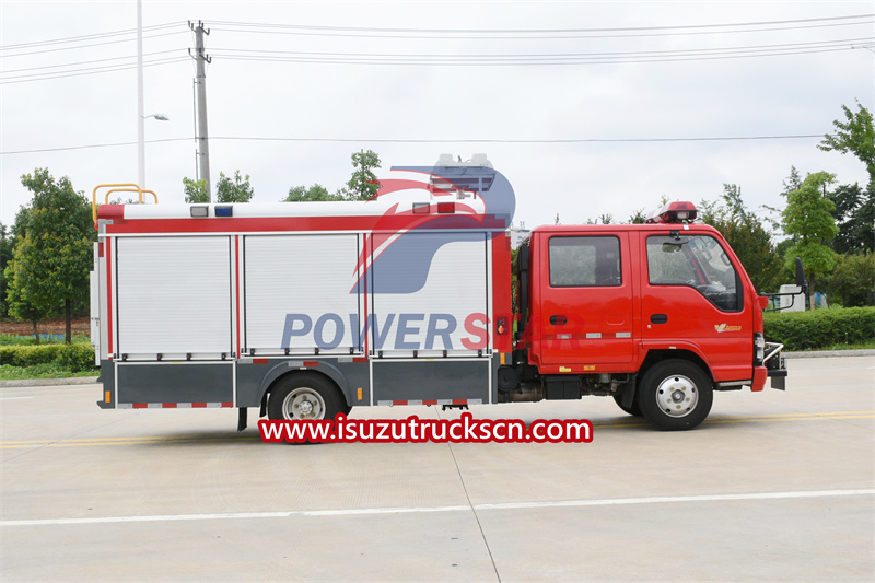 isuzu fire truck
