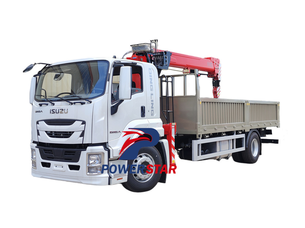 GIGA ISUZU 10-ton Stiff Boom Crane Truck