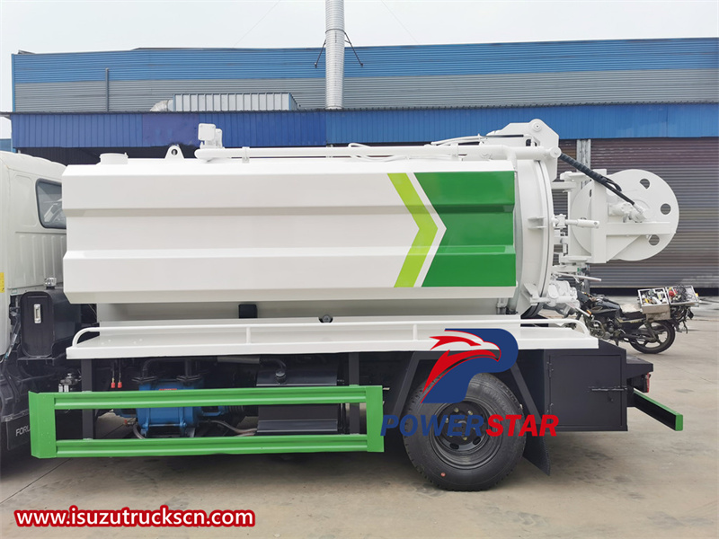 Isuzu GIGA sewer combined jetting truck