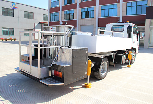Isuzu Electric Potable Water Serve Truck