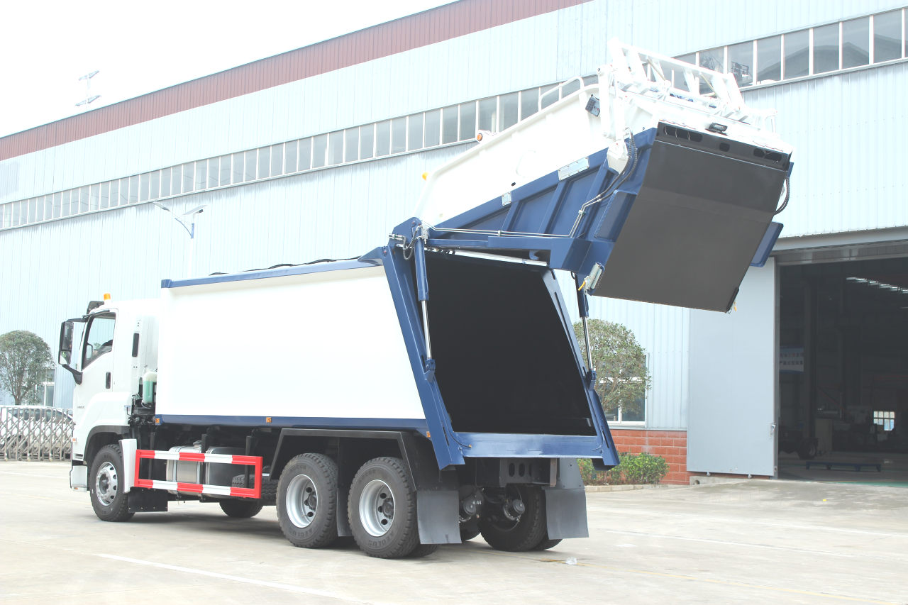 Isuzu giga chassis Rear Loaders and Packers