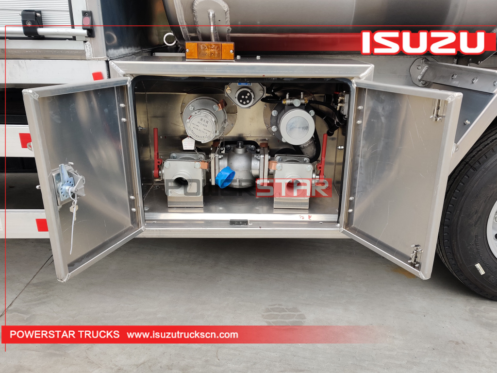 Japan ISUZU Aircraft Refueling Plane Refueller Aircraft Fuel Truck