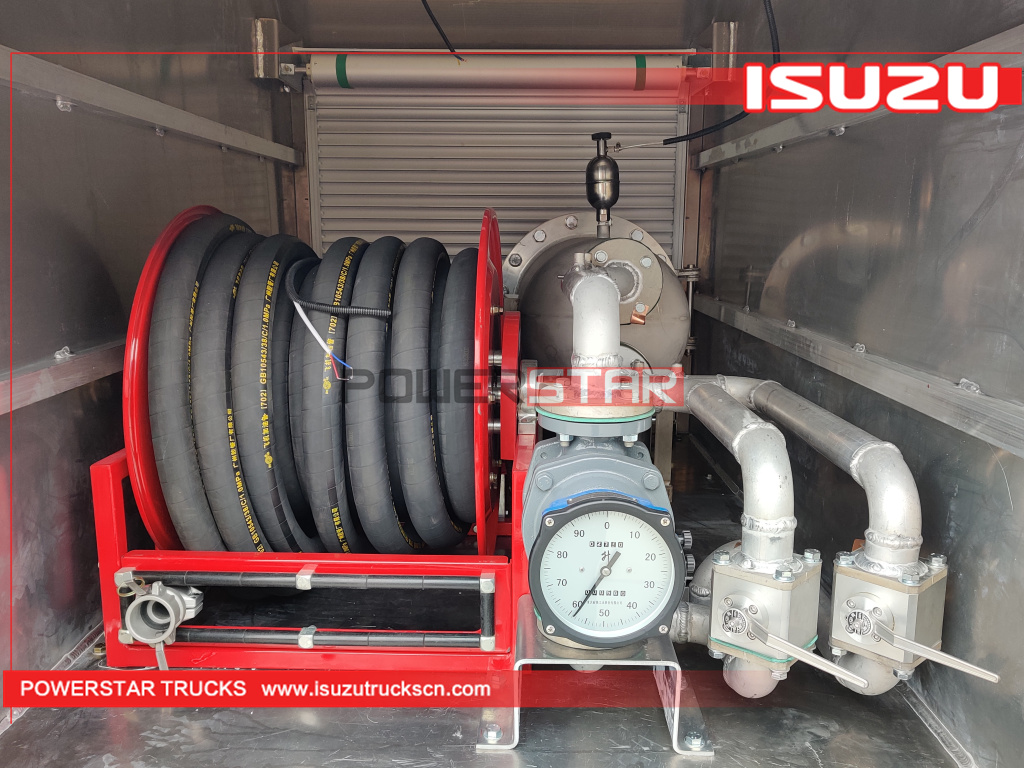 Japan ISUZU Aircraft Refueling Plane Refueller Aircraft Fuel Truck
