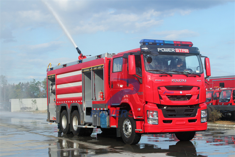 water tender fire ISUZU GIGA truck